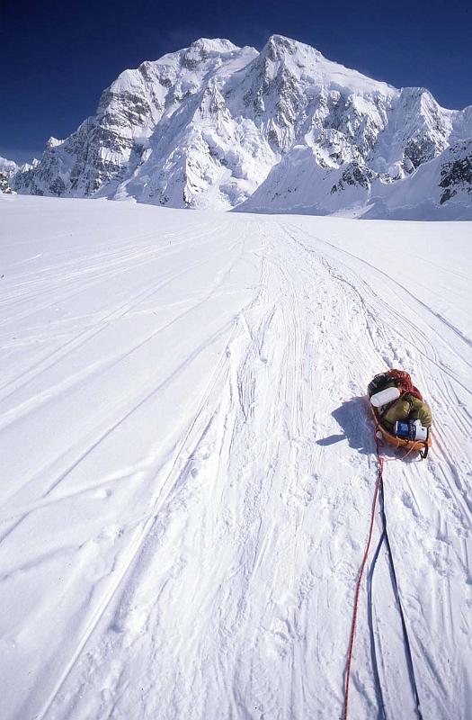 038 Mt McKinley May 1987 Hauling Away from Mt Hunter.jpg